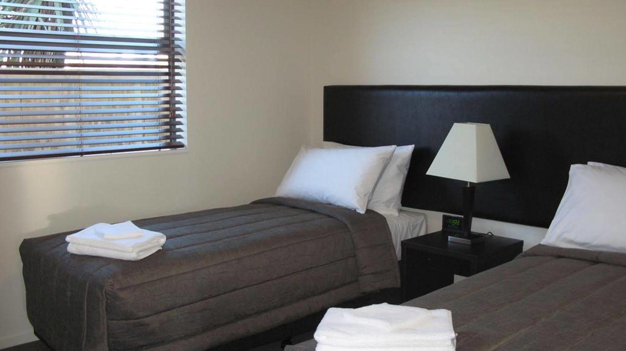 Pegasus Gateway Motels & Apartments Rangiora Kültér fotó